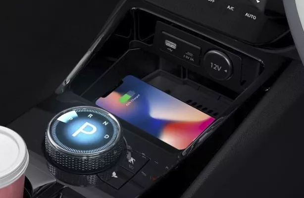 Wireless Smart Phone Charger